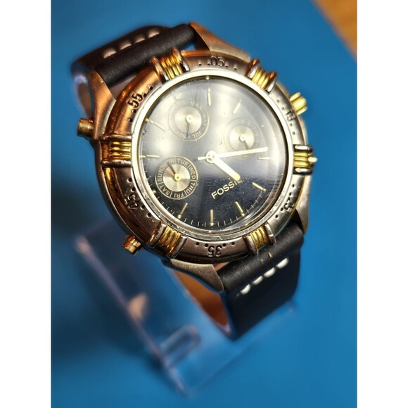 Vintage Fossil BQ8643 Black/Gold -Silver Tone Dive Watch. New Band + Battery - Picture 3 of 13